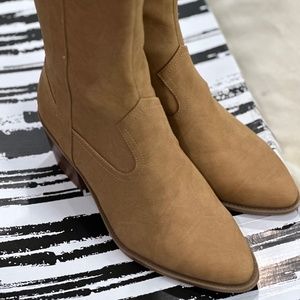 Women’s tall boots
